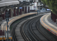 Πατήσια: Άνθρωπος έπεσε στις γραμμές του ΗΣΑΠ – Διακοπή δρομολογίων