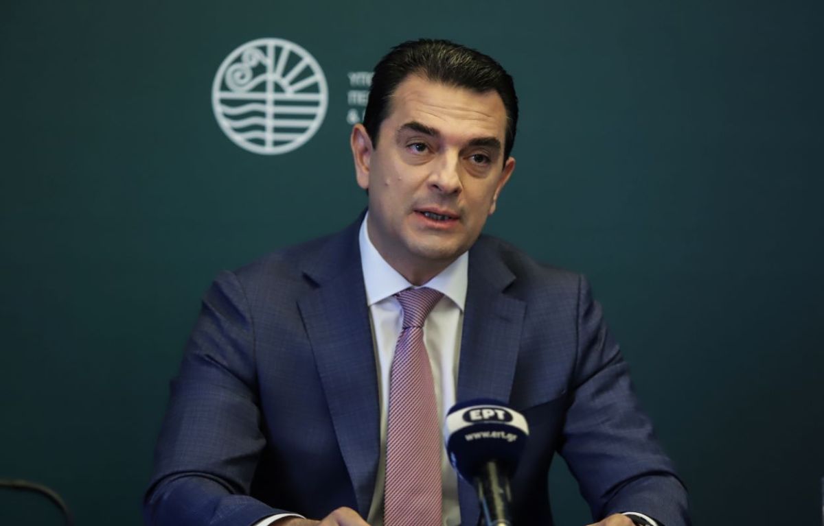 Επιδότηση σε ρεύμα και φυσικό αέριο: Το πρωί της Τετάρτης οι ανακοινώσεις από το Σκρέκα