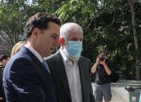 Δίκη Φιλιππίδη: Φραστική επίθεση στον ηθοποιό έξω από τα δικαστήρια