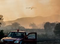Ξυλόκαστρο: Σε ύφεση η φωτιά στην περιοχή Λίμνη Δασίου