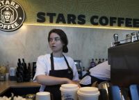 Τα νέα Starbucks της Ρωσίας άνοιξαν από τον φίλο του Πούτιν