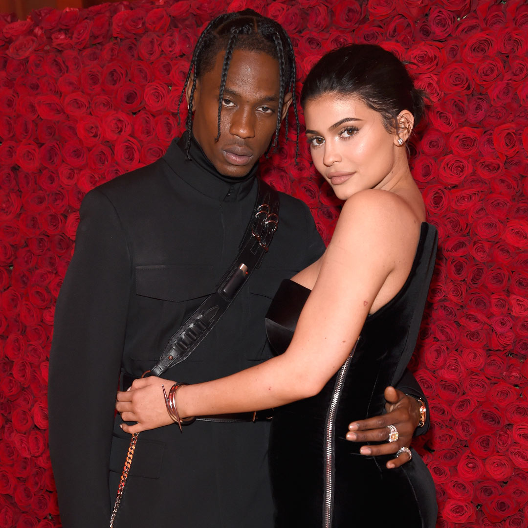 Η Kylie Jenner μοιράζεται ένα σπάνιο βίντεο με τον έξι μηνών γιο της