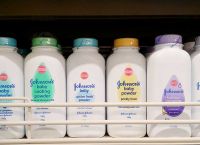 Johnson & Johnson: Από το 2023 δεν θα κυκλοφόρει το ταλκ πουθενά στον κόσμο Johnson & Johnson: Από το 2023 δεν θα κυκλοφόρει το ταλκ πουθενά στον κόσμο