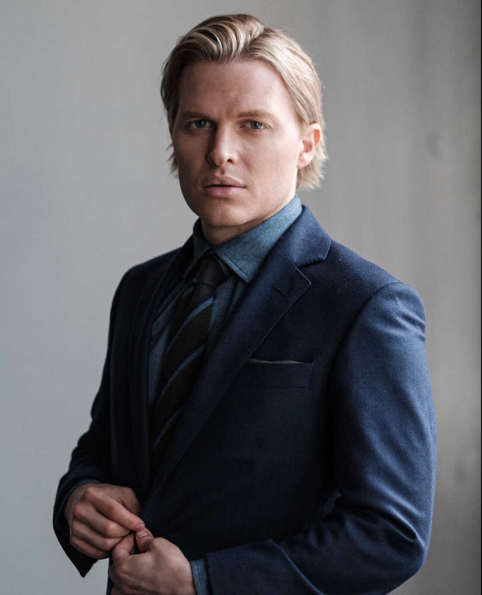 Ποιος είναι ο Ronan Farrow, ο γιος του Woody Allen και της Mia Farrow;