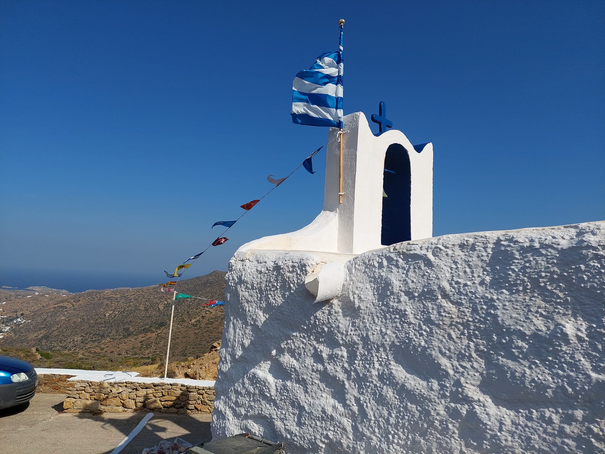 Ιος: Το νησί που έχει 365 εκκλησίες