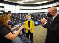 Ενισχυμένη εποπτεία Ελλάδα: Οι διεθνείς αντιδράσεις για την έξοδο της χώρας