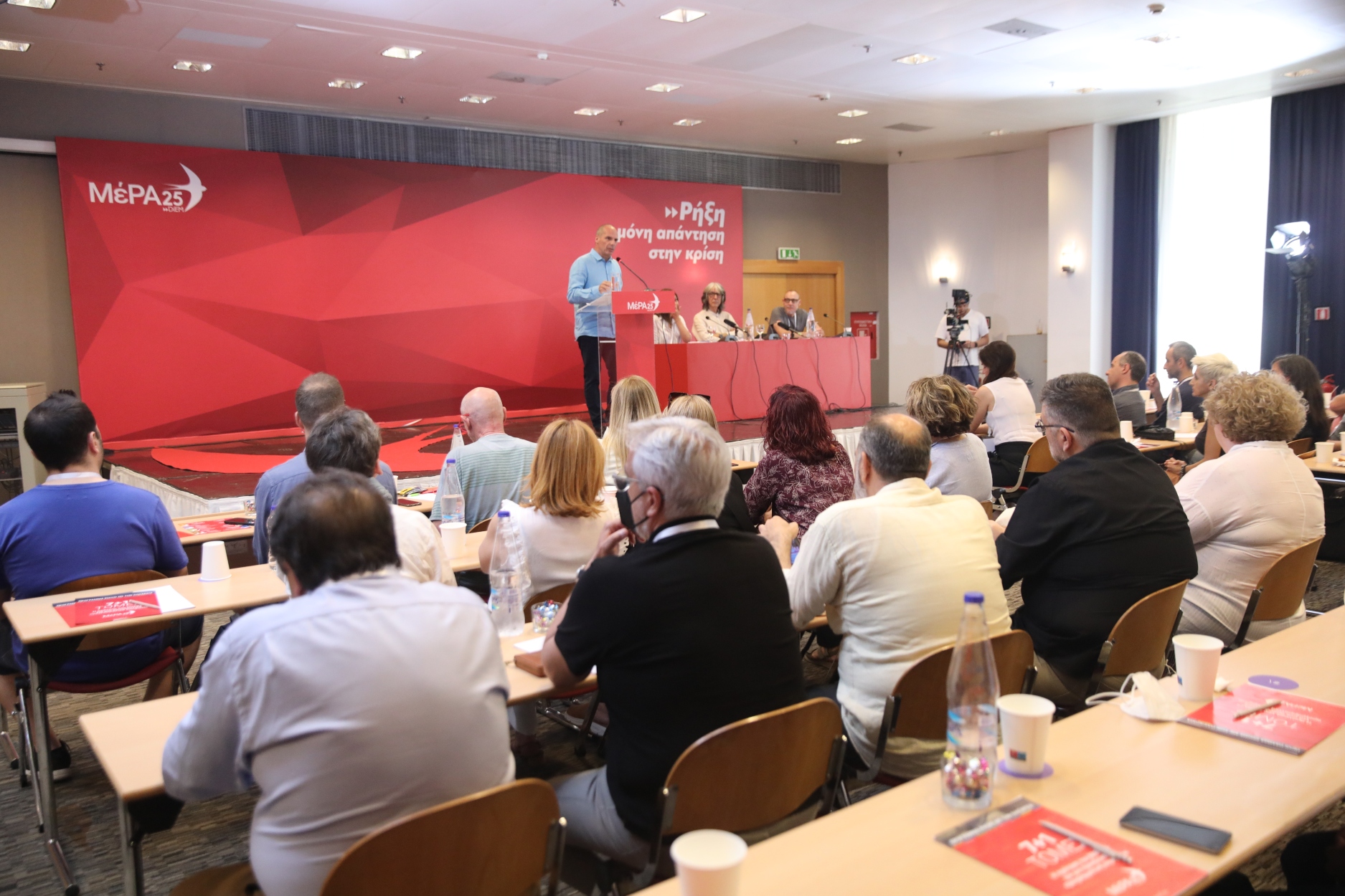 ΜέΡΑ25: Απλησίαστο το σούπερ μάρκετ για τον περισσότερο κόσμο