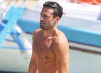 Συγκίνησε ο Κωνσταντίνος Αργυρός – Πήρε αγκαλιά κοριτσάκι με κινητικά προβλήματα Συγκίνησε ο Κωνσταντίνος Αργυρός – Πήρε αγκαλιά κοριτσάκι με κινητικά προβλήματα