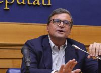 Ιταλία: Ακυρώνει την εκλογική συμφωνία με την κεντροαριστερά το κόμμα “Δράση” Ιταλία: Ακυρώνει την εκλογική συμφωνία με την κεντροαριστερά το κόμμα “Δράση”