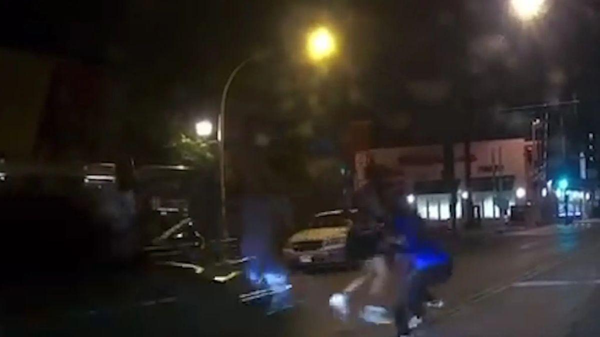 Σικάγο: Αυτοκίνητο πέφτει με ταχύτητα πάνω σε πλήθος ανθρώπων – Τουλάχιστον 3 οι νεκροί [vid]