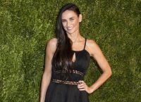 Demi Moore finally recovered from her Greek odyssey – Her first post in a long time Demi Moore finally recovered from her Greek odyssey – Her first post in a long time