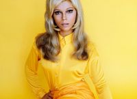 Nancy Sinatra: «Ο Έλβις μοιράστηκε προσωπικές σκέψεις μαζί μου»