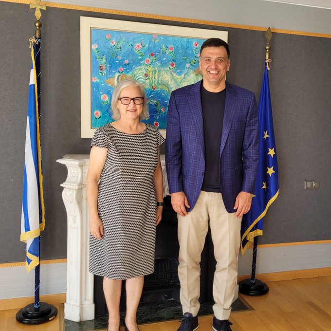 Tourism Min. invites Austrians to winter in Greece