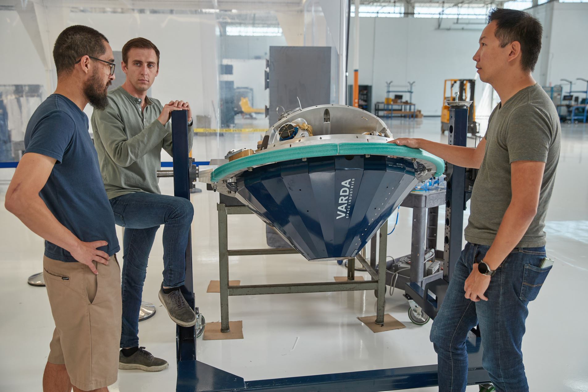 Συμφωνία με την NASA εξασφάλισε η Varda Space Industries για τη δημιουργία του πρώτου διαστημικού εργοστασίου