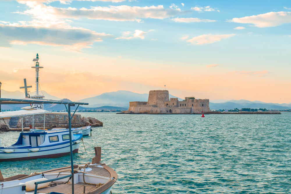 Καιρός σήμερα Πέμπτη: Γενικά αίθριος με 6 μποφόρ
