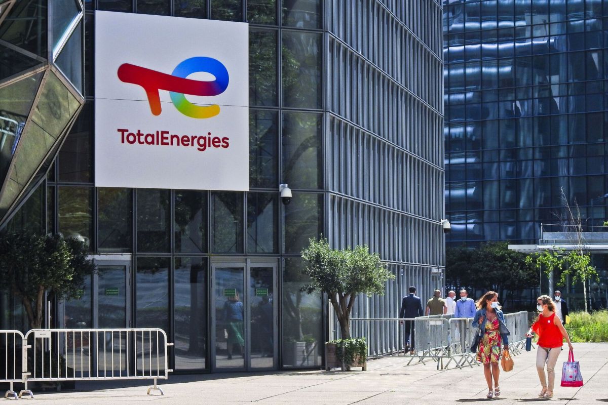 Γαλλία: Η εταιρία ενέργειας TotalEnergies θα πουλήσει το μερίδιό της στη ρωσική Terneftegaz