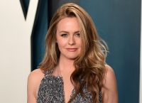 Alicia Silverstone holidays in Greece Alicia Silverstone holidays in Greece