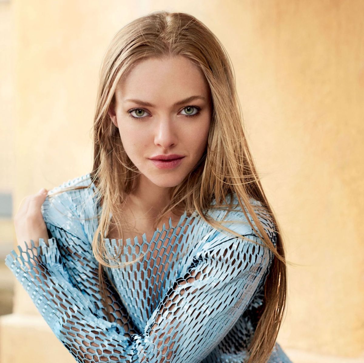 Amanda Seyfried: Η πίεση που δέχτηκε από παραγωγές σε ηλικία 19 ετών να εμφανίζεται γυμνή στις ταινίες