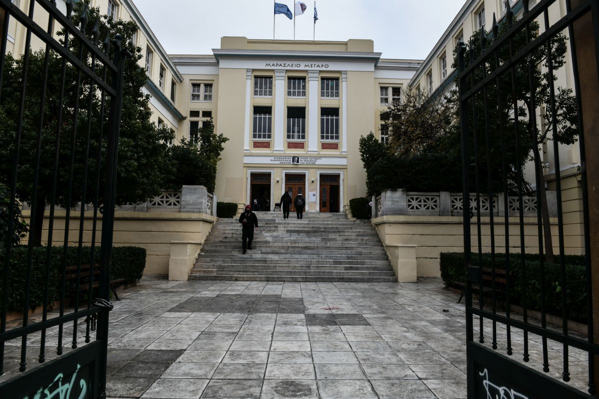 ΑΕΙ: Ξεκινά η ηλεκτρονική εγγραφή των επιτυχόντων των Πανελλαδικών