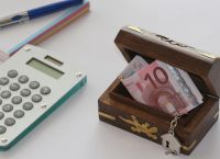 Μέτρα στήριξης ΔΕΘ: Στο τραπέζι έκτακτη οικονομική ενίσχυση σε 200.000 νοικοκυριά