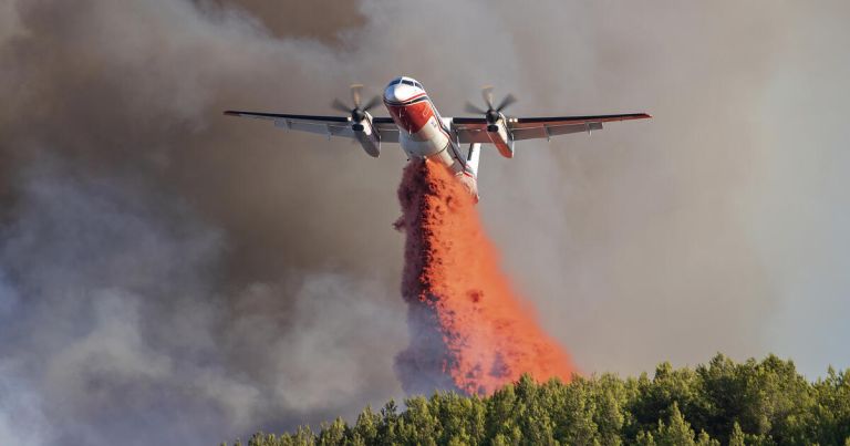 Greece sends two fire-fighting aircraft to help Portugal