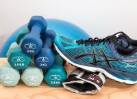 Σχεδόν 60.000 sneakers από την πλατφόρμα Zadeh Kicks βγαίνουν σε «ξεπούλημα»