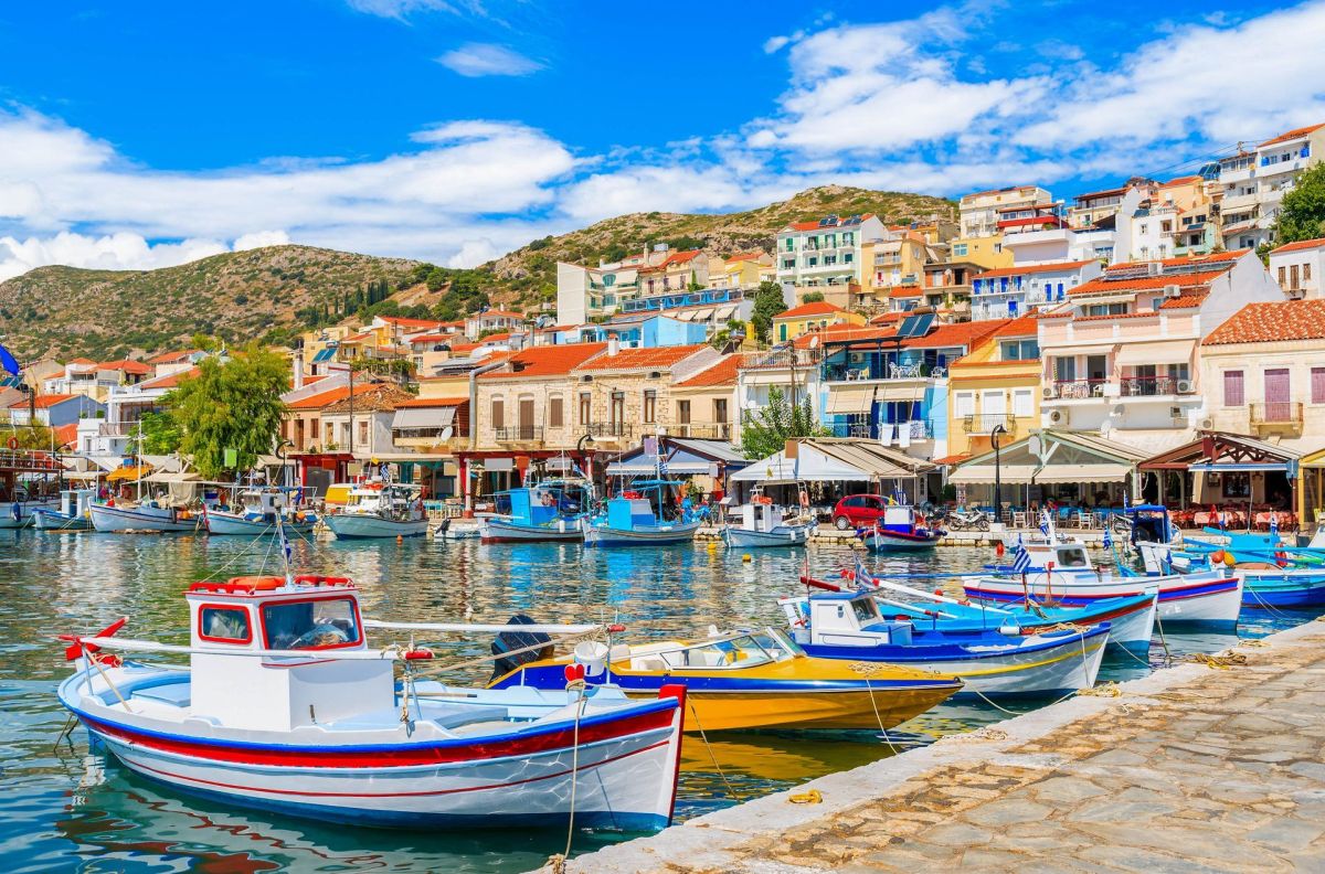 Southeast Aegean Islands see massive boost in tourist numbers