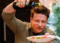 Jamie Oliver chooses Thessaloniki for new show Jamie Oliver chooses Thessaloniki for new show