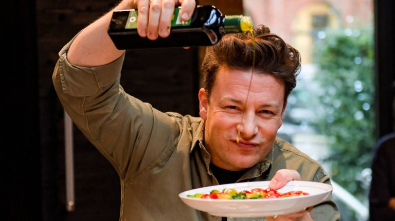 Jamie Oliver chooses Thessaloniki for new show