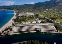 Τουρισμός: Οι δυναμικές επιδόσεις δείχνουν… παράταση της τουριστικής περιόδου