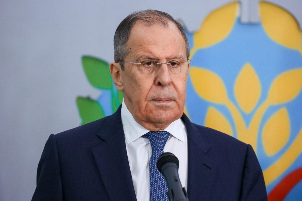 Λαβρόφ: “Να συζητήσουμε με την Ουάσινγκτον για μια ανταλλαγή κρατουμένων”