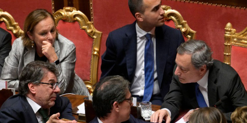 Deutsche Welle: Το απόλυτο πολιτικό θρίλερ στην Ιταλία