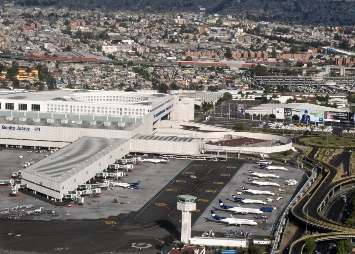 Μεξικό: Απολύθηκε η πιλότος που τράβηξε βίντεο στο διεθνές αεροδρόμιο