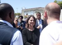 TAZ: “Όντως θέλει να εφαρμόσει αυτό που γράφει η κυβερνητική συμφωνία η Μπέρμποκ”