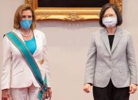 Πελόζι: “Η Κίνα δεν μπορεί να εμποδίσει ξένους ηγέτες που θέλουν να ταξιδέψουν στην Ταϊβάν”
