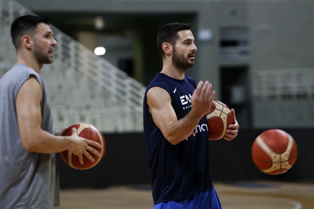 Ιωάννης Παπαπέτρου στο pagenews.gr: “Μας αρέσει η πίεση που έχουμε – Ο καθρέφτης είναι το γήπεδο”
