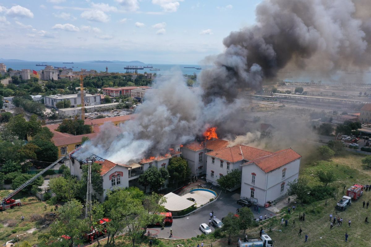 Κωνσταντινούπολη: Καλίν “Αμέσως οι εργασίες αποκατάστασης στο νοσοκομείο Μπαλουκλή”