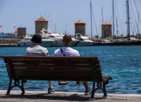 Τουρισμός: Μέχρι τις 15 Νοεμβρίου θα υπάρχουν τουρίστες στη Ρόδο