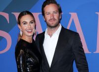 Η αλήθεια για τους Armie Hammer και Elizabeth Chambers αποκαλύφθηκε Η αλήθεια για τους Armie Hammer και Elizabeth Chambers αποκαλύφθηκε