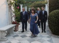 Σακελλαροπούλου για τις υποκλοπές: “Άμεση και πλήρη διαλεύκανση της υπόθεσης των τηλεφωνικών παρακολουθήσεων” Σακελλαροπούλου για τις υποκλοπές: “Άμεση και πλήρη διαλεύκανση της υπόθεσης των τηλεφωνικών παρακολουθήσεων”