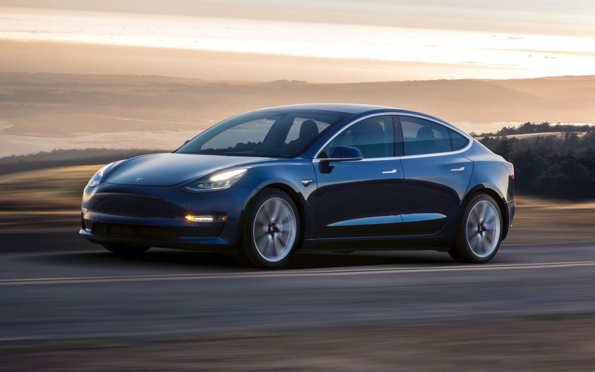 ΗΠΑ: Μήνυση σε βάρος της Tesla για τεχνικά προβλήματα έκανε ιδιοκτήτης ενός Model 3