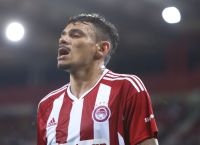Ολυμπιακός: Eκτός οι Τικίνιο, Παπασταθόπουλος και Αμπουμπακάρ Καμαρά στη λίστα για Απόλλωνα Λεμεσού