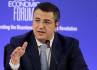Η Τουρκία απαγόρευσε την είσοδο στη Σμύρνη στον Απόστολο Τζιτζικώστα Η Τουρκία απαγόρευσε την είσοδο στη Σμύρνη στον Απόστολο Τζιτζικώστα