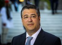 Απόστολος Τζιτζικώστας: Πήρε εξιτήριο από το νοσοκομείο – “Τέλος καλό, όλα καλά” [vid]