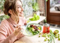 Οι γυναίκες vegeterian έχουν μεγάλες πιθανότητες να πάθουν κατάγματα ισχίου στη μετέπειτα ζωή τους Οι γυναίκες vegeterian έχουν μεγάλες πιθανότητες να πάθουν κατάγματα ισχίου στη μετέπειτα ζωή τους