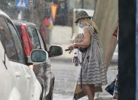 Καιρός: Τοπικές βροχές και σποραδικές καταιγίδες αύριο – Πτώση της θερμοκρασίας
