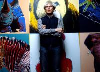 Οι συγγενείς του Andy Warhol δημοπρατούν τους πίνακές που είχε φτιάξει από το κολέγιο