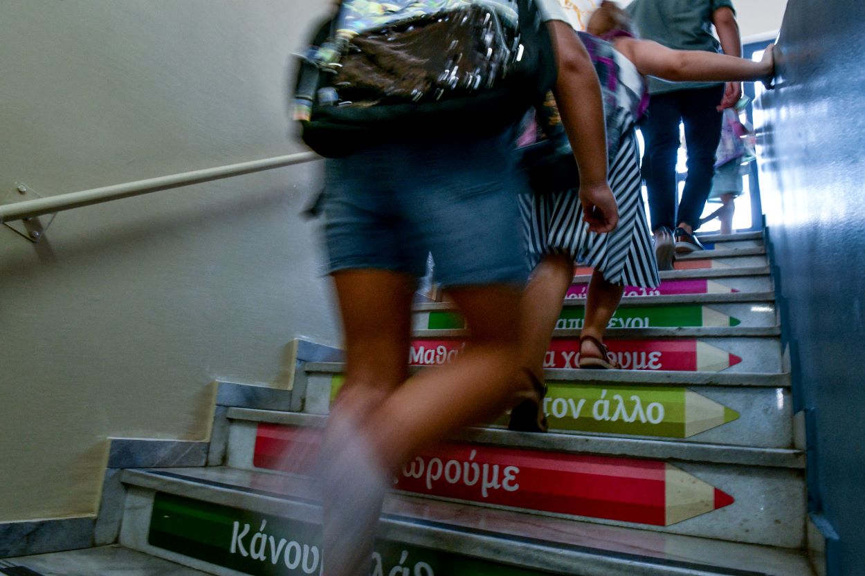 Κορωνοϊός: Αύξηση 7% των κρουσμάτων “έφερε” η νέα σχολική χρονιά
