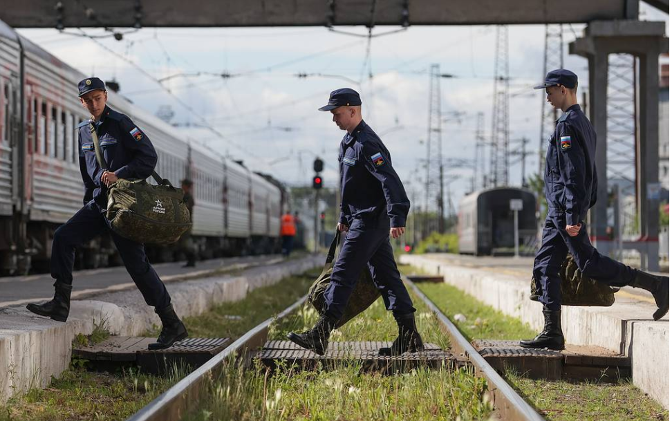 Ρωσία: Κάθειρξη 10 χρόνια στους λιποτάκτες της επιστράτευσης