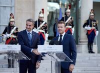 Μακρόν: Στηρίζουμε πλήρως την κυριαρχία της Ελλάδας